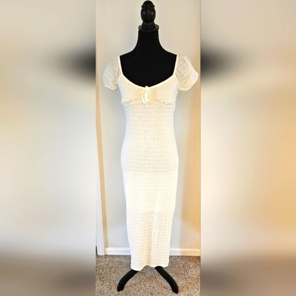 No Comment White Smocked Puff Sleeve Midi Dress – Size M NWT